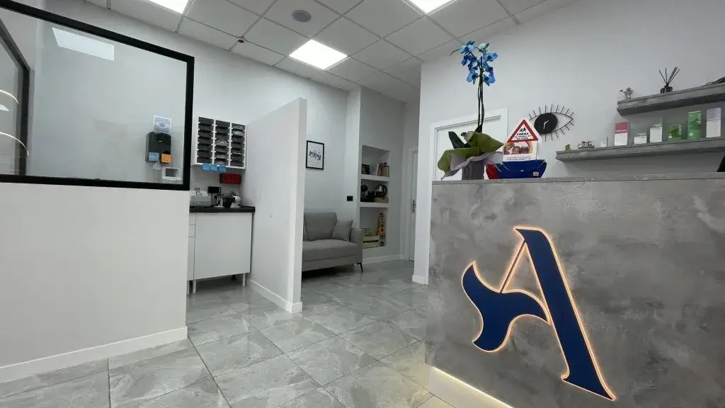 Zona de espera con comodidades